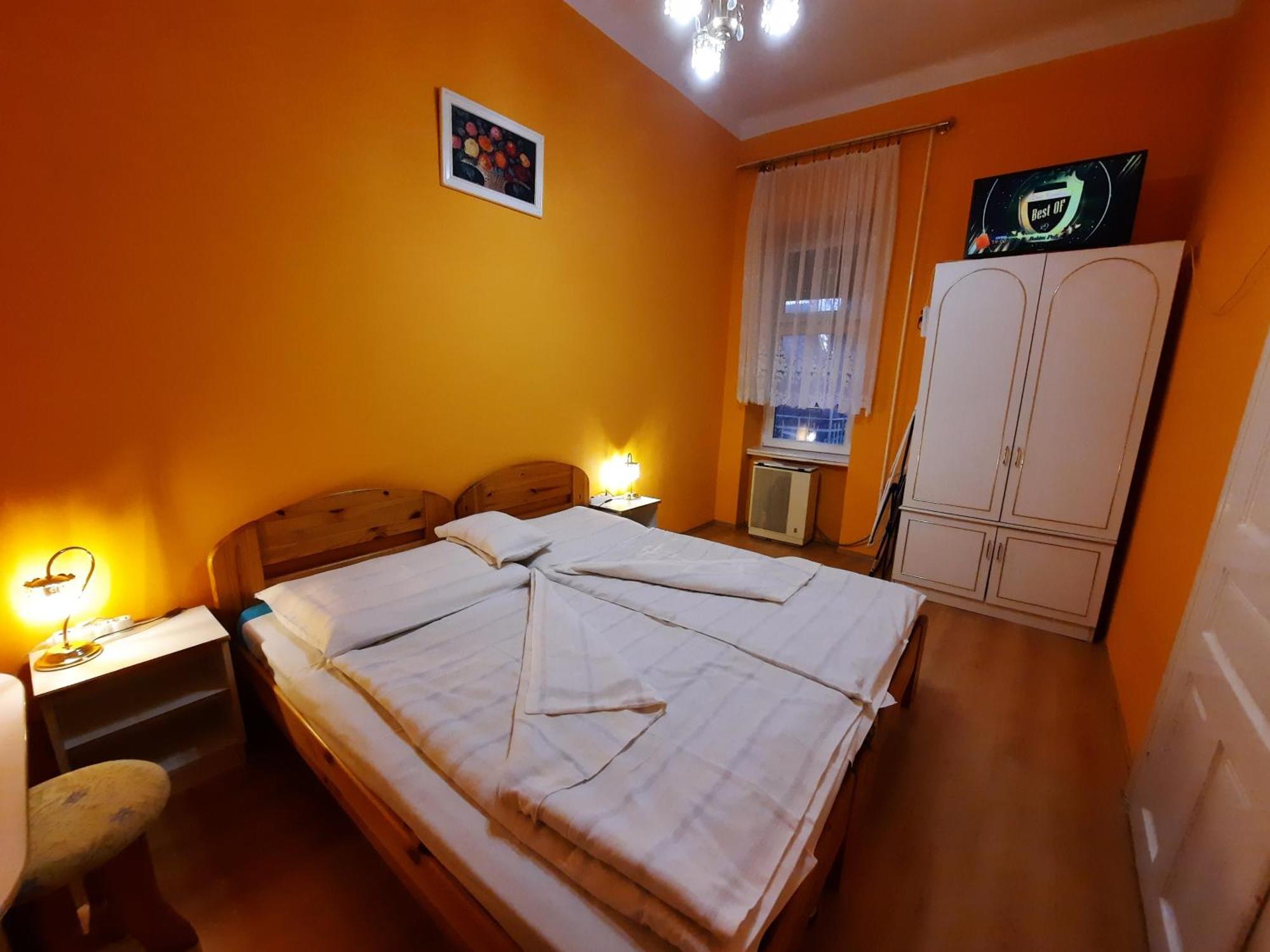 Gloria Apartman Gyula Luaran gambar